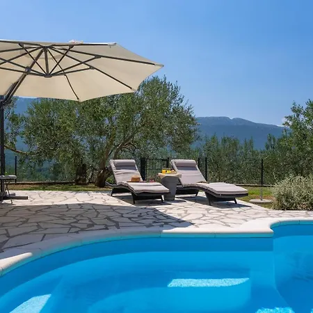 Pasika With Private 31m2 Pool, Summer Kitchen With Bbq, 4 Bedrooms ヴィラ Kostanje