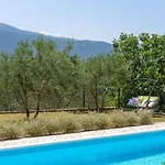 Villa Pasika With Private 31m2 Pool, Summer Kitchen With Bbq, 4 Bedrooms
