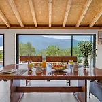 Villa Pasika With Private 31m2 Pool, Summer Kitchen With Bbq, 4 Bedrooms *