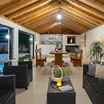 Pasika With Private 31m2 Pool, Summer Kitchen With Bbq, 4 Bedrooms Villa
