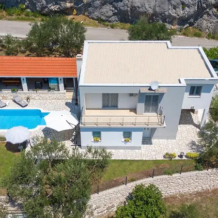 Pasika With Private 31m2 Pool, Summer Kitchen With Bbq, 4 Bedrooms Villa *